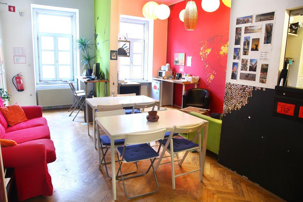 לובליאנה Hostel Zeppelin מראה חיצוני תמונה